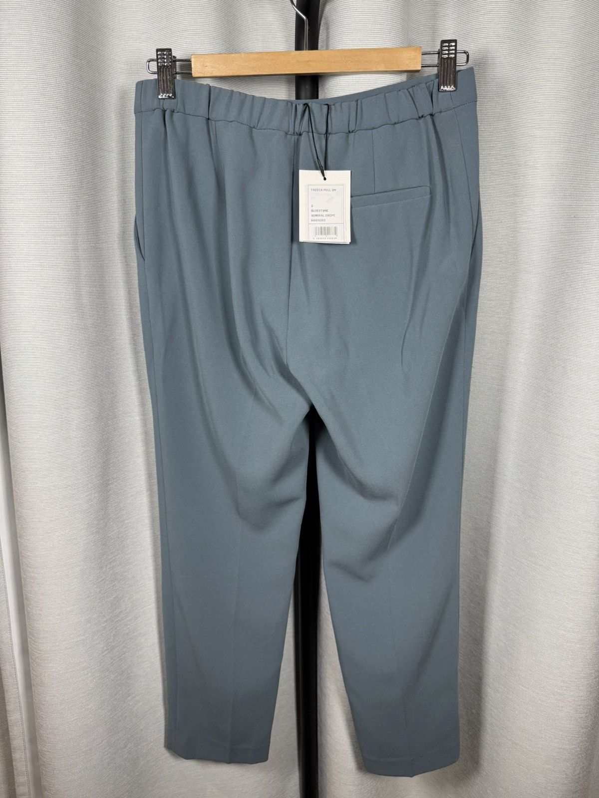 Theory BNWT Theory Treeca Pull-On Pant Admiral Crepe Bluestone Sz 2 Size 26" / US 2 / IT 38 - 7 Thumbnail