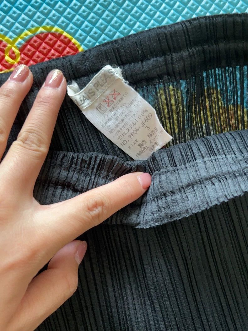 Issey Miyake Issey Miyake size:3 Black pleated pants Size 30" / US 8 / IT 44 - 2 Thumbnail