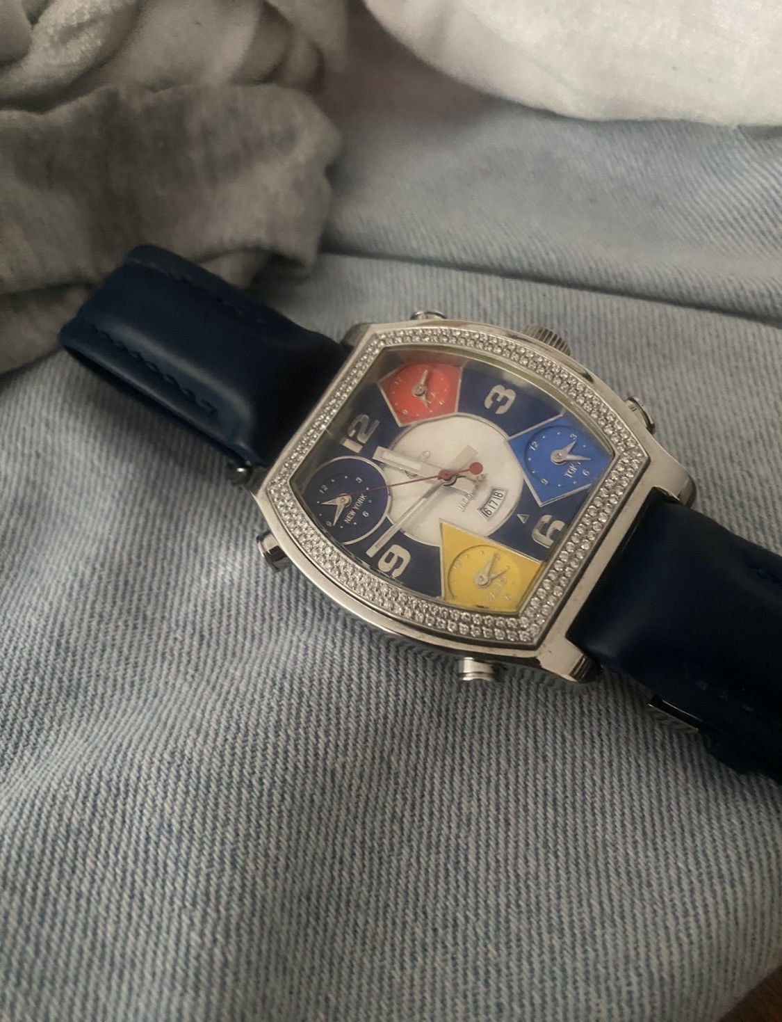 Jacob & Co. Jacob & Co Five Time Zone no. 106 Size ONE SIZE - 5 Thumbnail