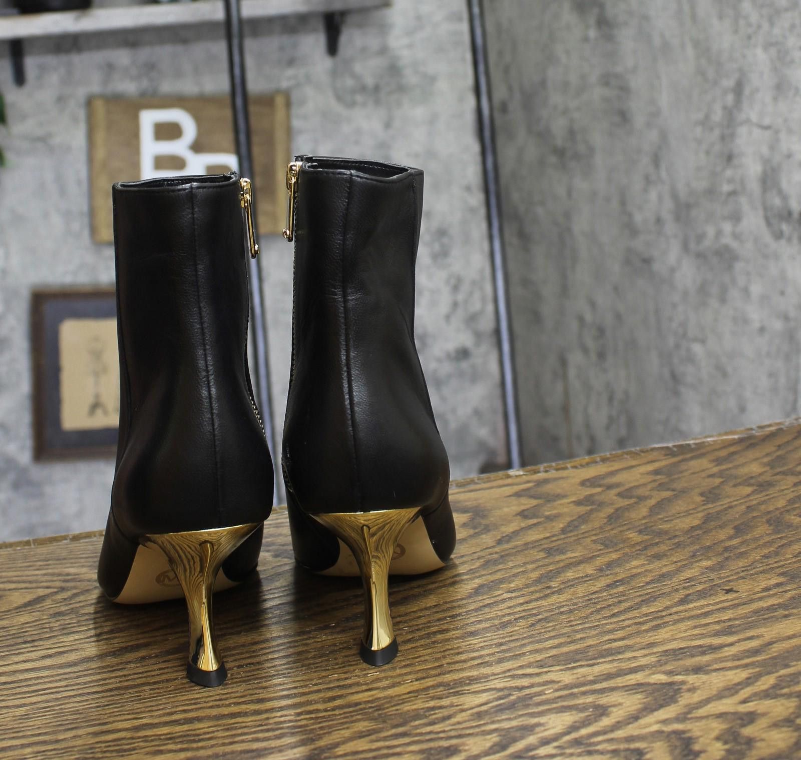 Michael Kors Michael Michael Kors Pointed Booties 40f4lume5l Black 7m Size US 7 / IT 37 - 4 Thumbnail