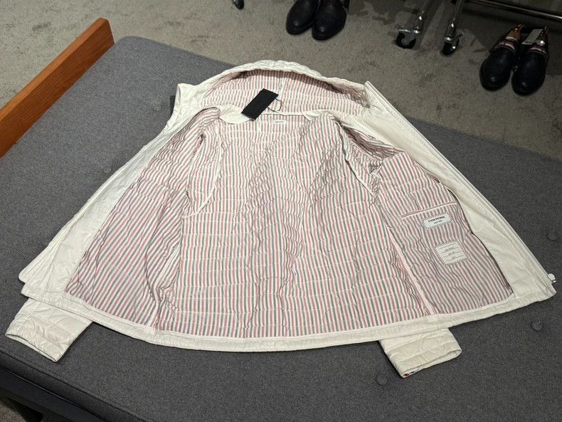 Thom Browne Thom Browne White four-bar hooded down jacket 2503-Nextarr Size US S / EU 44-46 / 1 - 7 Thumbnail