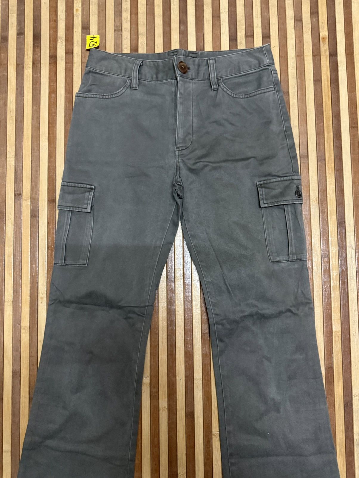 Uniqlo Uniqlo Unisex Cargo Pants Streetwear Multipocket W27X31 Size US 27 - 2 Thumbnail