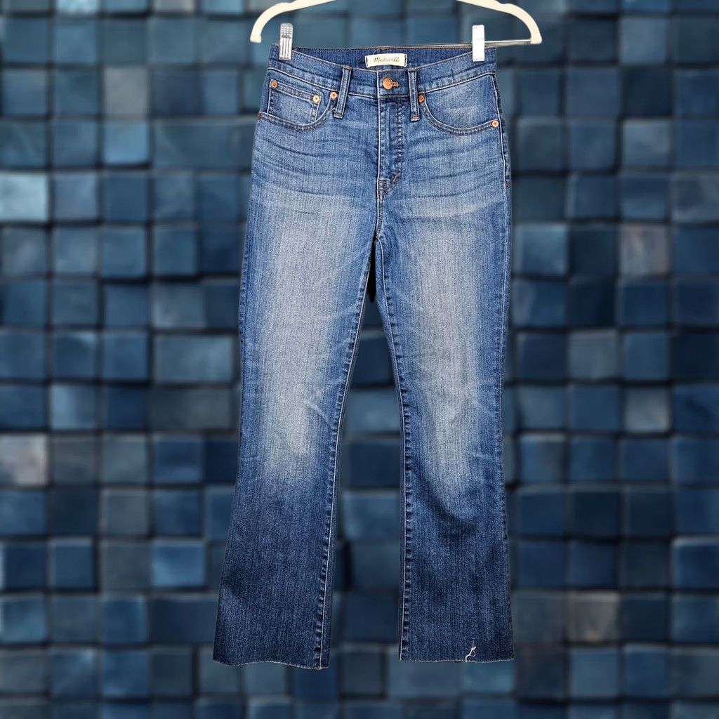 Madewell Madewell Jeans Regular Fit Womens Medium Wash Denim Sz 25 Blue Belted Frayed Hem Cal i Demi-Boot (Not vintage) Size 42" / US 20 - 1 Thumbnail