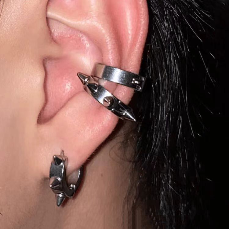 Jewelry Rivet Vibe Earrings One Pairs Chrome Jewelry Size ONE SIZE - 4 Thumbnail