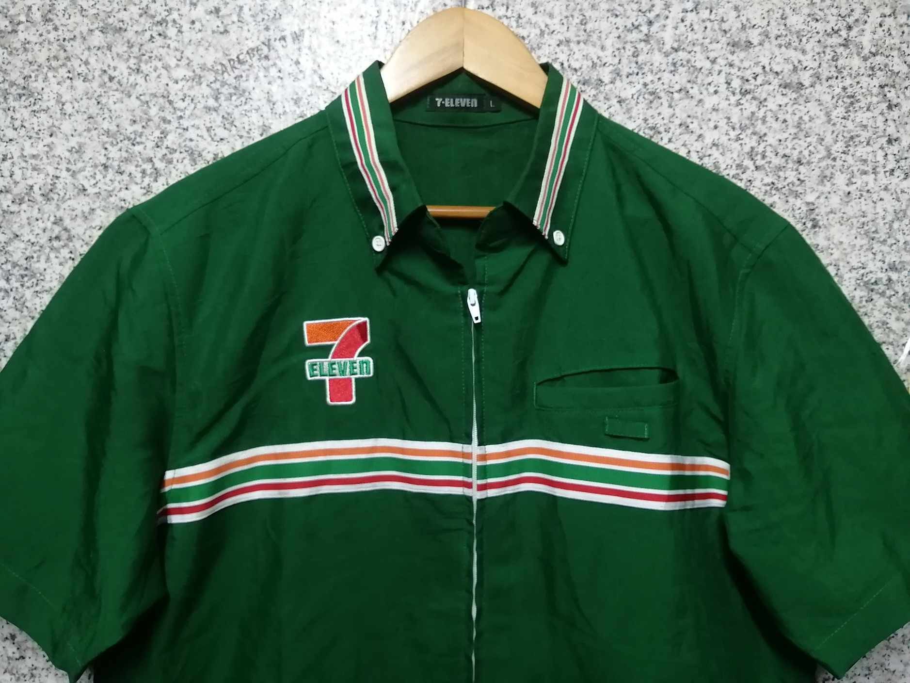 Japanese Brand × Vintage Vintage 7 eleven japan workers uniform shirt Very rare Size US L / EU 52-54 / 3 - 3 Thumbnail
