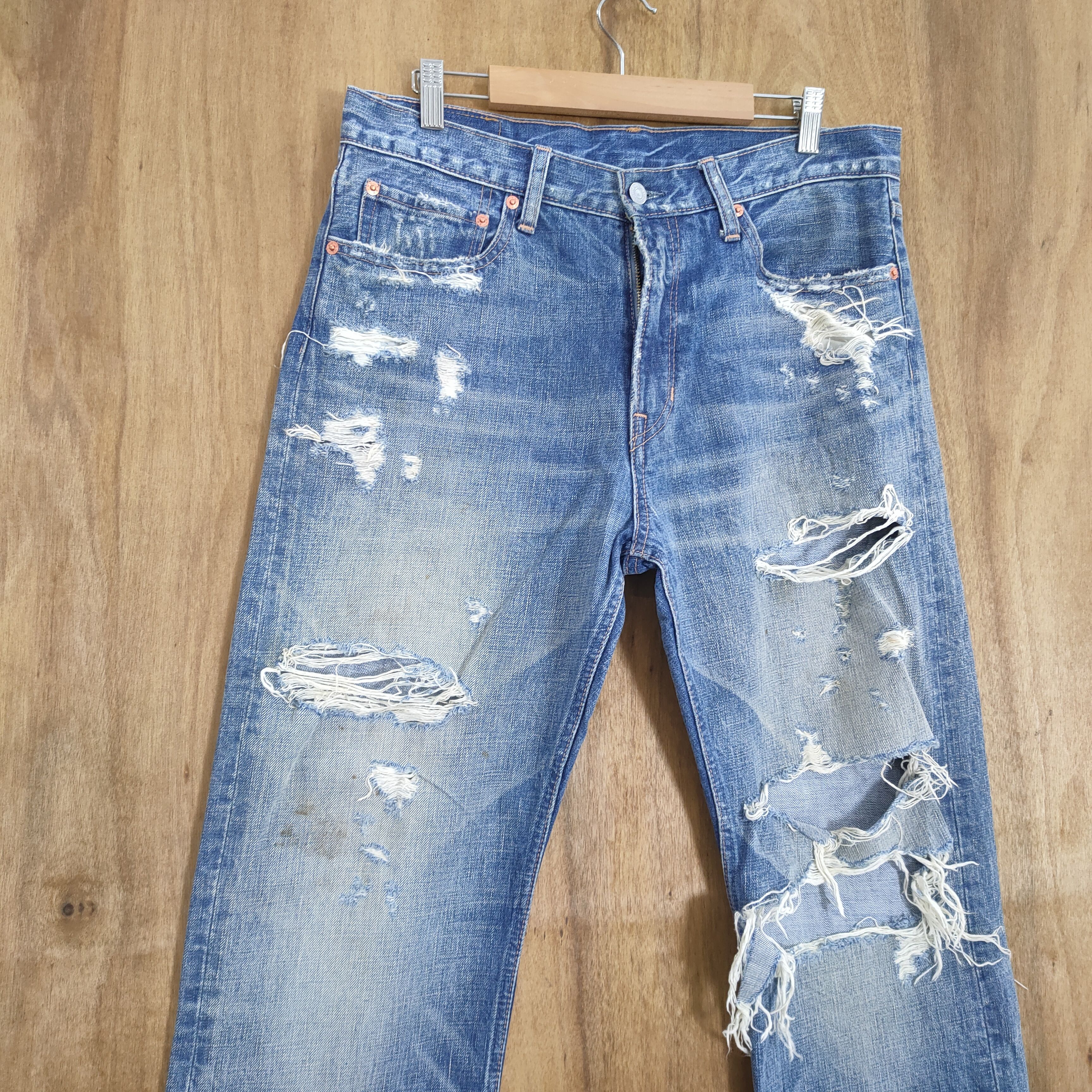 Japanese Brand 💥SICK💥 VINTAGE RNA DISTRESSED FADED JEANS PANTS Size US 32 / EU 48 - 4 Thumbnail
