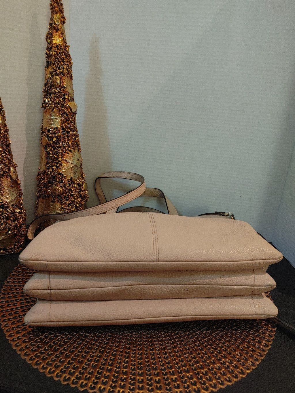 Vince Camuto Vince Camuto Leather Bag Size ONE SIZE - 5 Thumbnail
