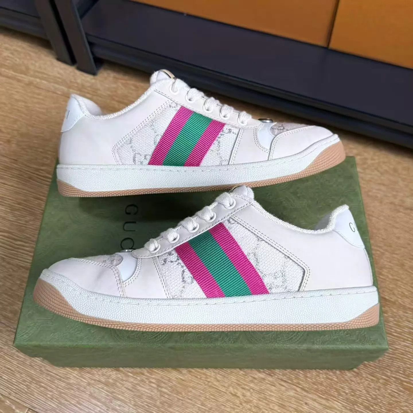 Gucci Gucci Dirty Sneaker Beige/White/Pink/Green GG Enamel 37.5 Size US 7 / IT 37 - 2 Thumbnail