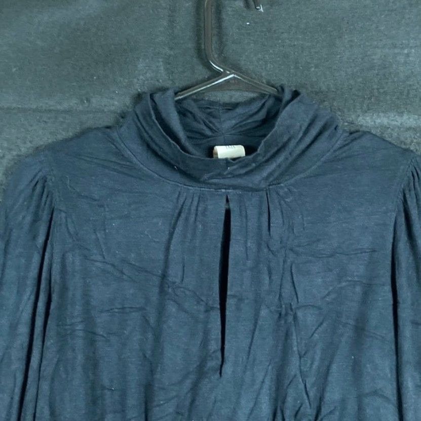 Free People We The Free Womens Shirt Black Mock Neck Keyhole Cropped Long Sleeve XS Size XS / US 0-2 / IT 36-38 - 2 Thumbnail