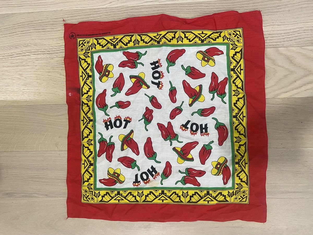 Vintage Vintage Red Hot Chili Peppers bandana scarf Size ONE SIZE - 1 Thumbnail