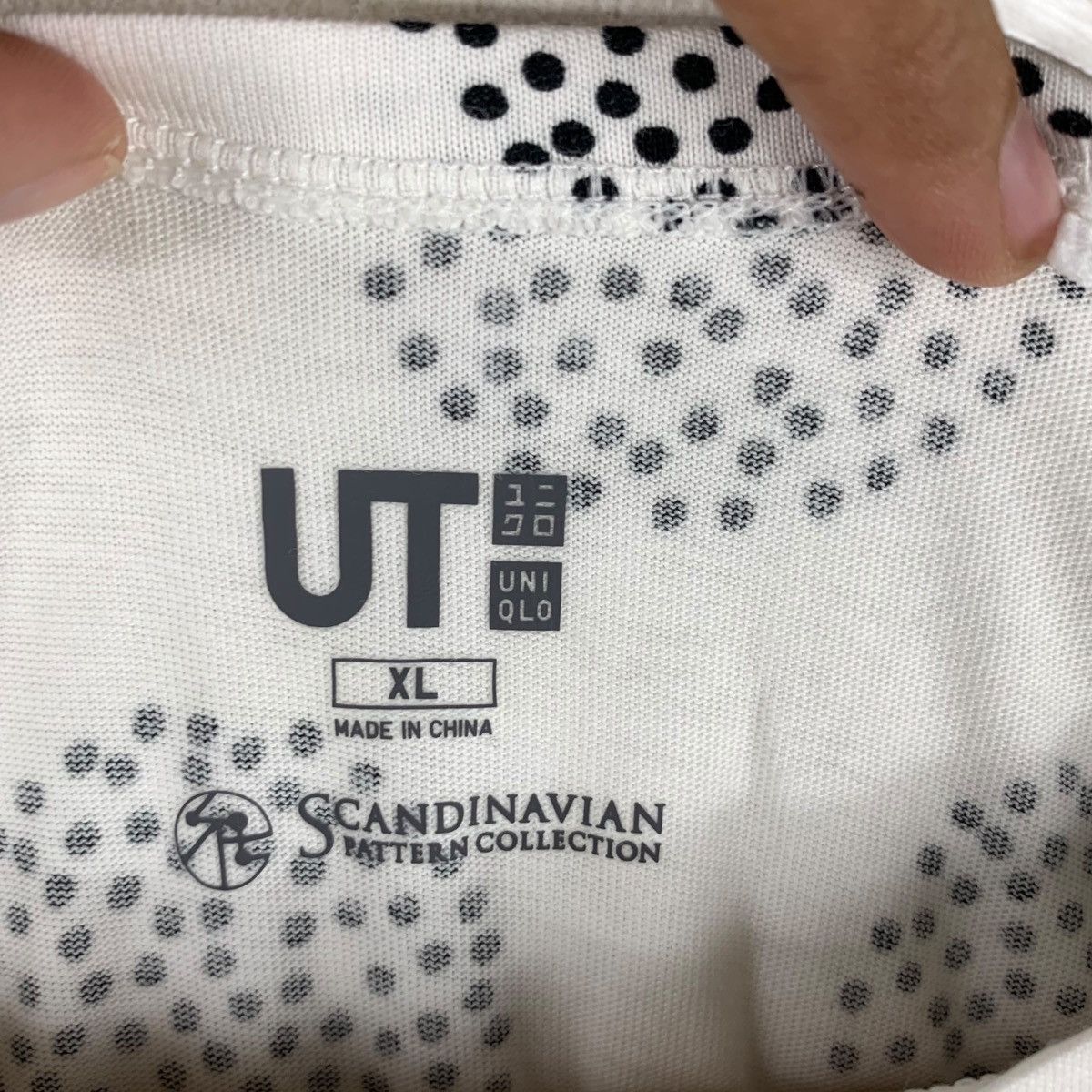 Uniqlo UNIQLO x POMPE HEDENGREN Scandinavian Pattern Tee Shirt Size XL / US 12-14 / IT 48-50 - 5 Thumbnail