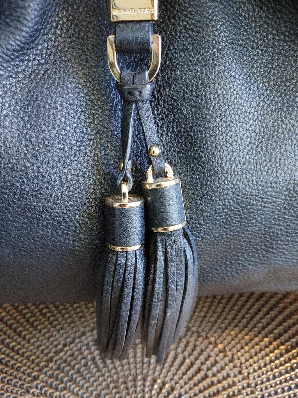 Michael Kors Michael Kors Camden Leather Bag Size ONE SIZE - 6 Thumbnail