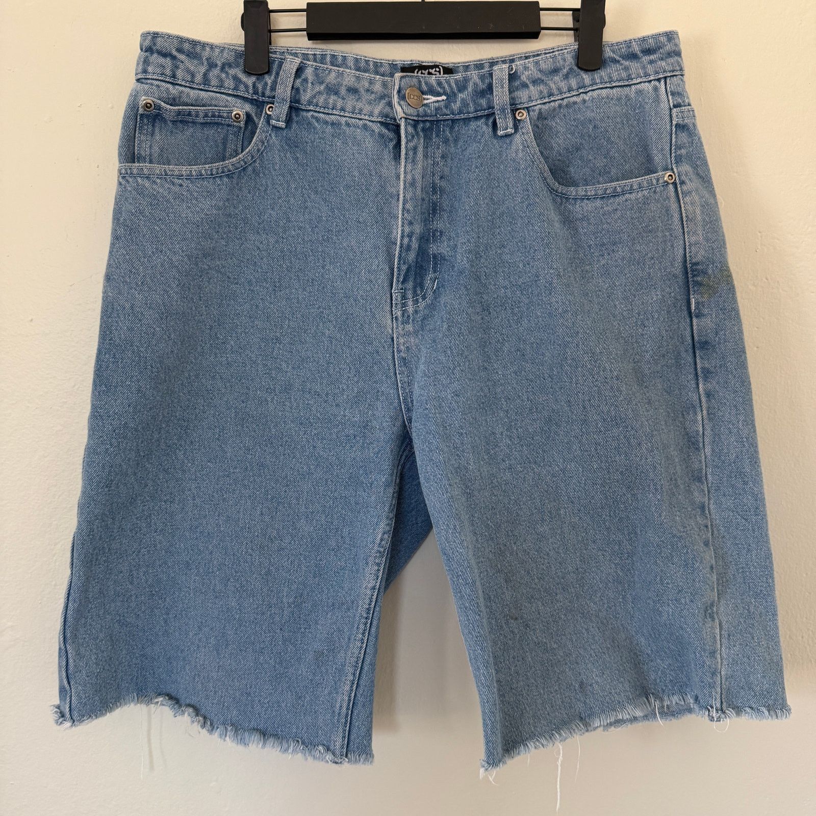 CCS CCS frayed denim shorts Size US 34 / EU 50 - 1 Thumbnail