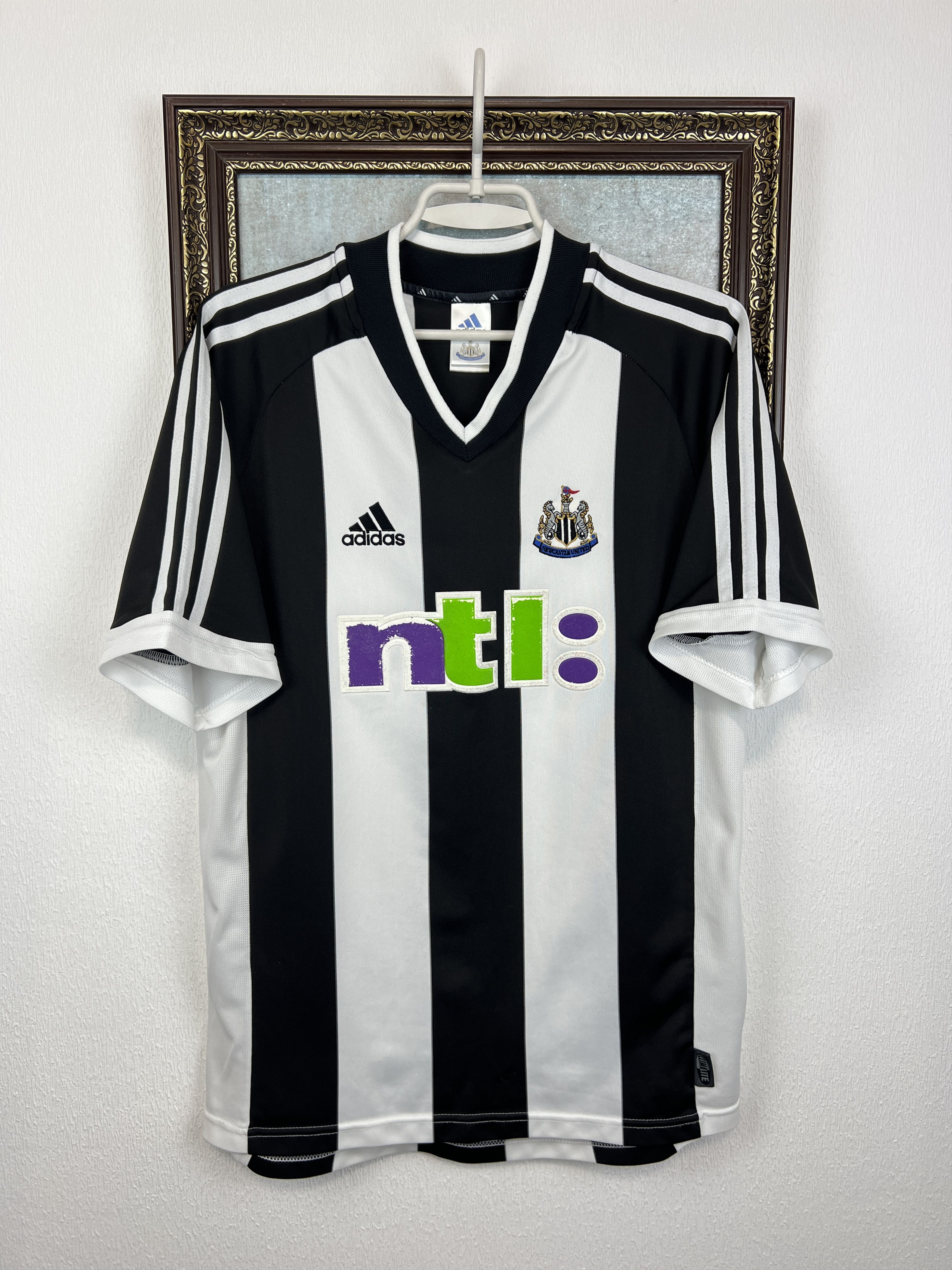 Adidas Newcastle United Home football shirt Soccer Jersey Trikot Size US M / EU 48-50 / 2 - 1 Thumbnail