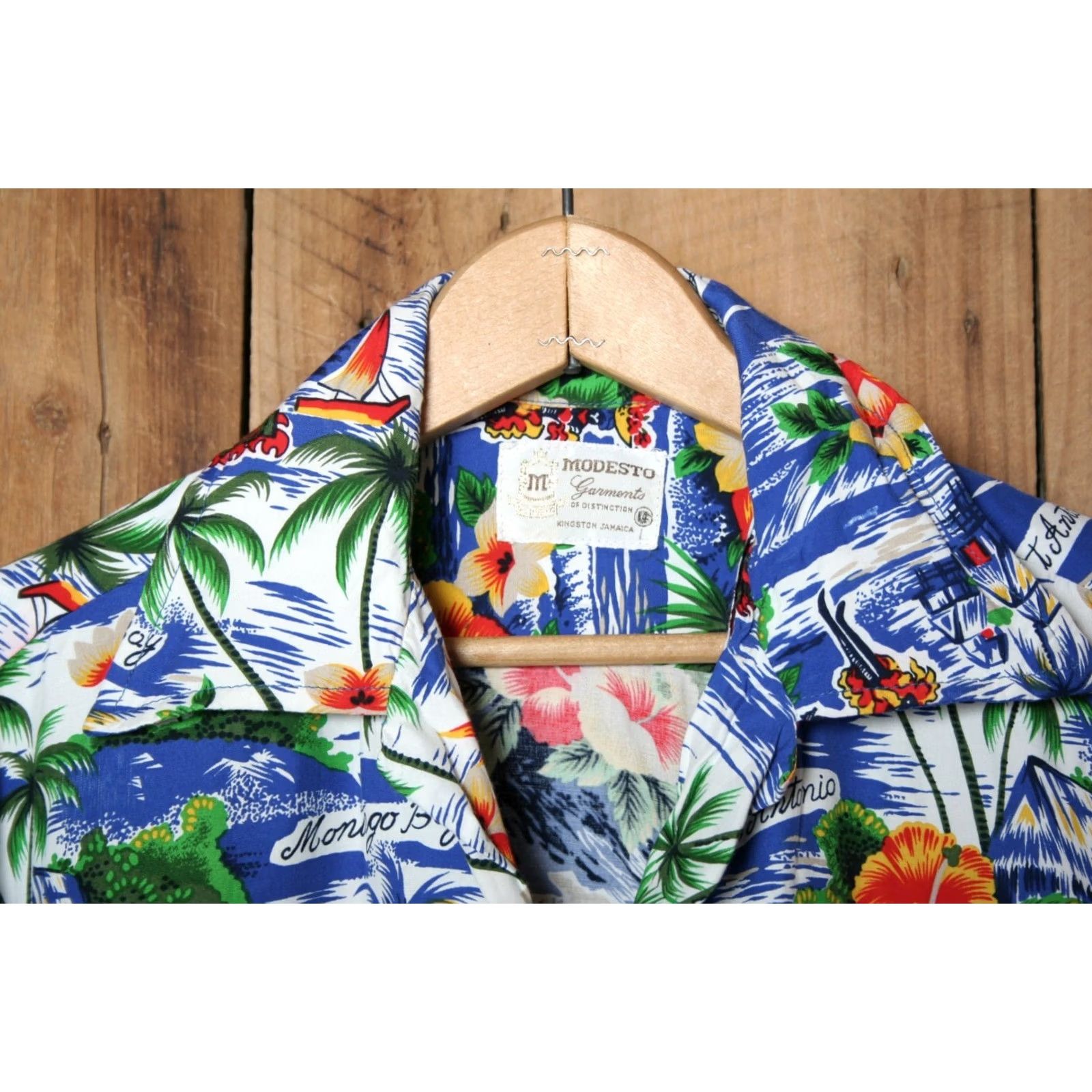 Vintage VINTAGE MODESTO Kingston Jamaica Floral Short Sleeve Hawaiian Shirt Sz. S Size US S / EU 44-46 / 1 - 2 Thumbnail
