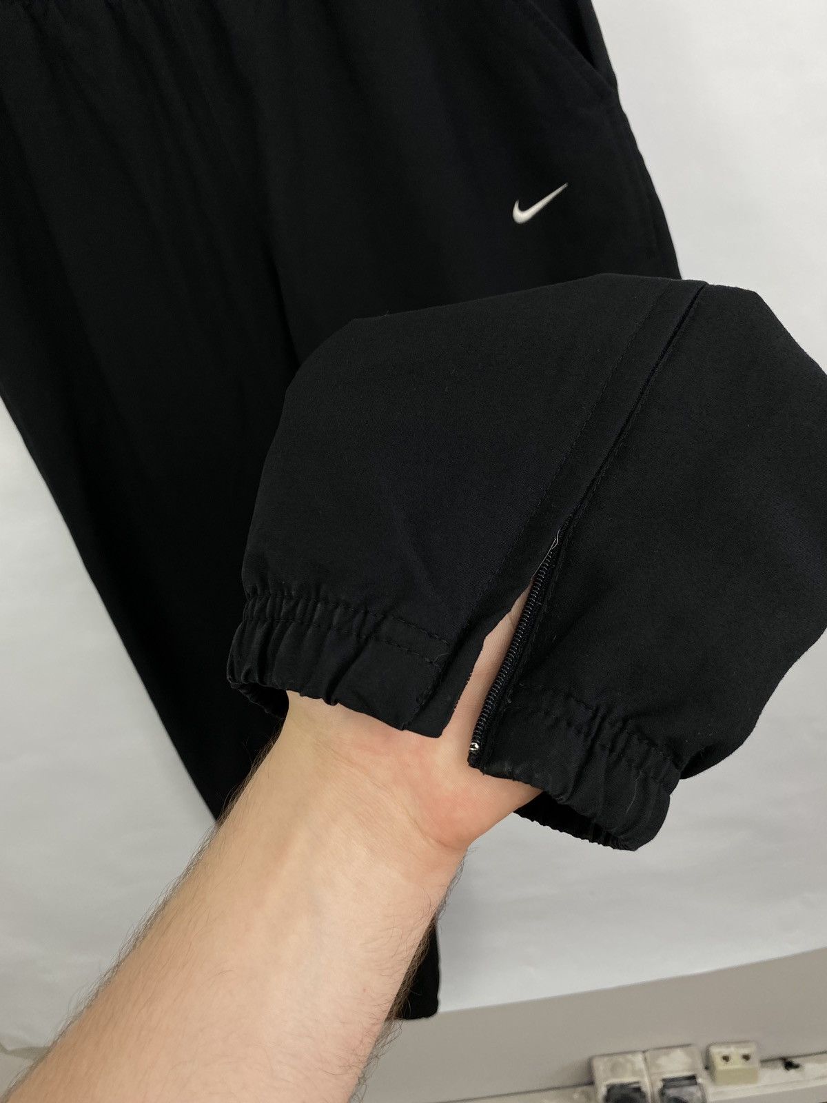Nike 🇺🇸 Vintage 90s Nike Nylon Track Pants Y2K Rare Retro Hype Size US 34 / EU 50 - 9 Thumbnail
