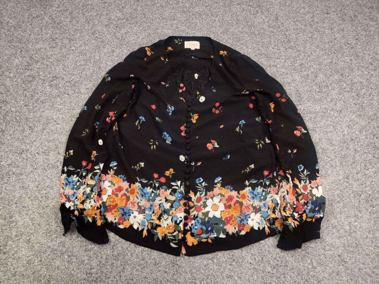 Sezane Sezane Paris design Flowers Pattern Viskoze Blouse Cardigan Size XS / US 0-2 / IT 36-38 - 2 Thumbnail