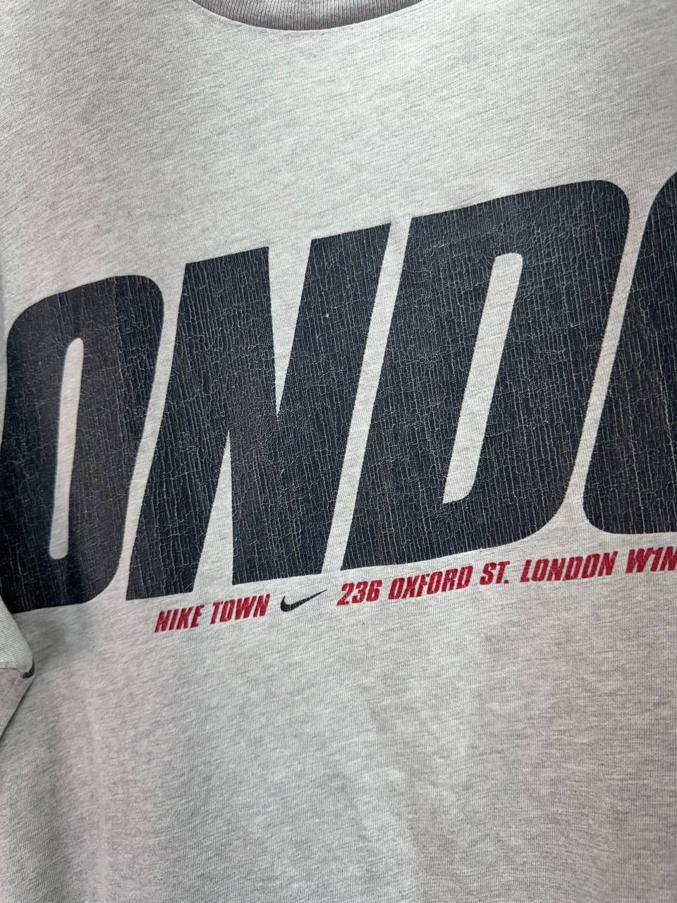 Nike × Vintage VINTAGE NIKE TOWN London T-SHIRT Grey Size M Size US M / EU 48-50 / 2 - 7 Thumbnail