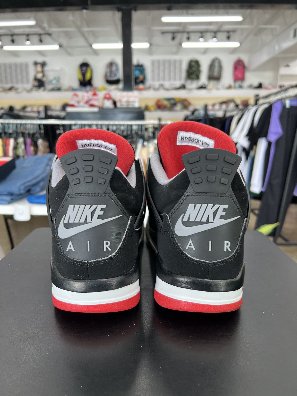 Jordan Brand Air Jordan 4 Bred Sz. 12 (2019) Size US 12 / EU 45 - 5 Thumbnail
