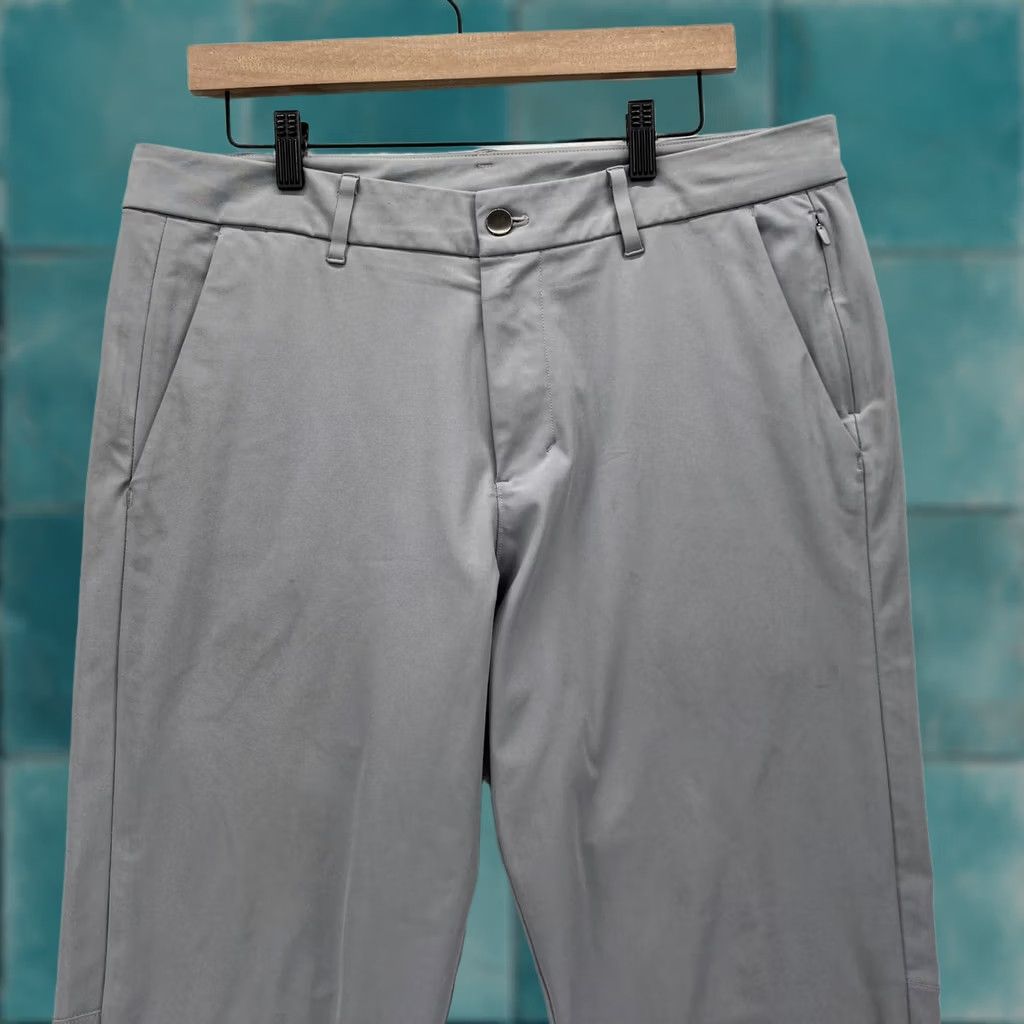 Lululemon Lululemon Mens Golf Chino Pants 34 Gray Performance Tech Stretch Zip Pocket Size US 34 / EU 50 - 1 Thumbnail