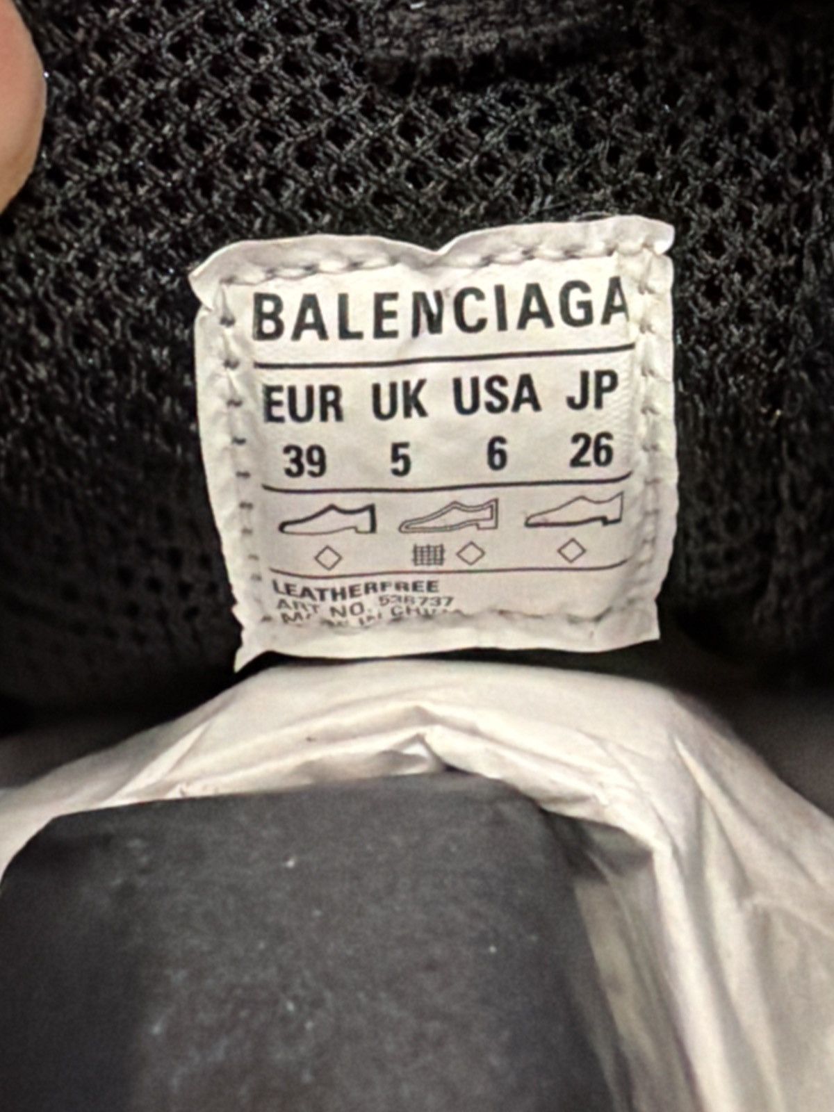 Balenciaga Size 39EU/6US - Balenciaga Triple S Multicolor Size US 6 / EU 39 - 10 Thumbnail