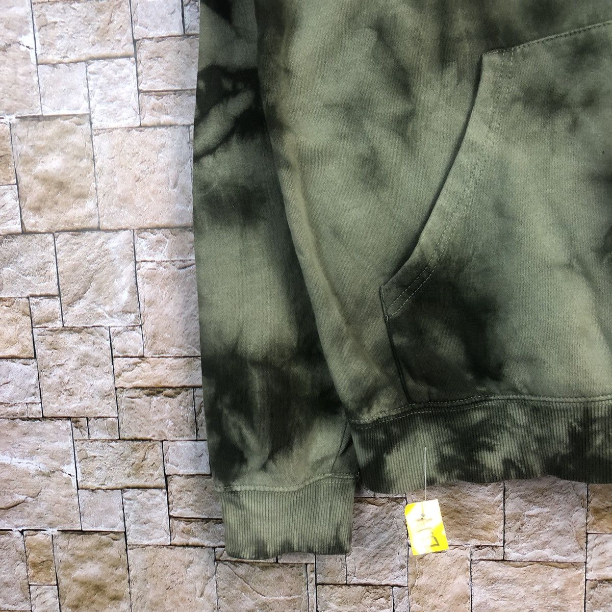 DC DC X Evan Smith Green ripped acid wash Sweatshirt #A187 Size US M / EU 48-50 / 2 - 7 Thumbnail