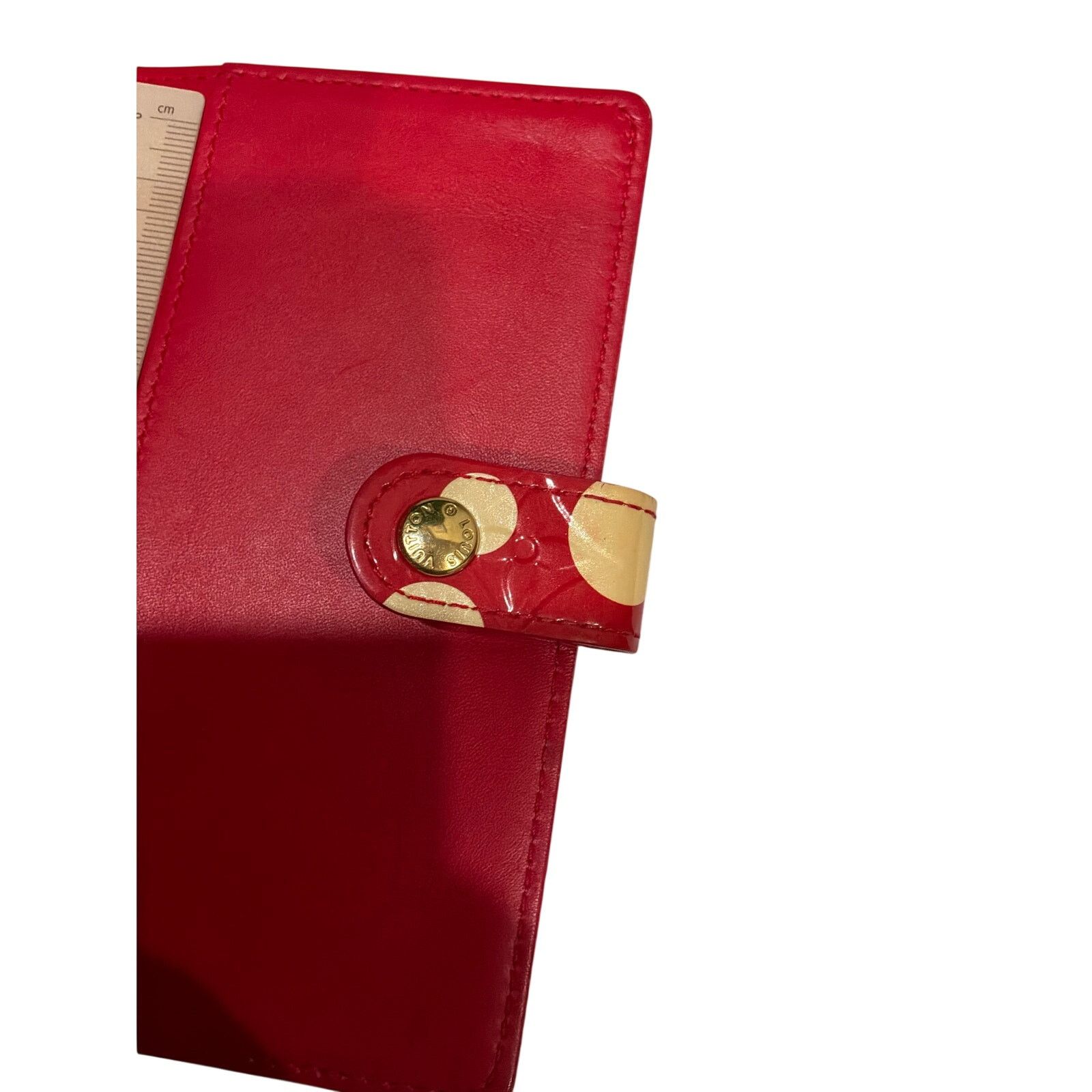 Louis Vuitton Louis Vuitton Yayoi Kusama Vernis Polka Dot Passport Holder Size ONE SIZE - 4 Thumbnail