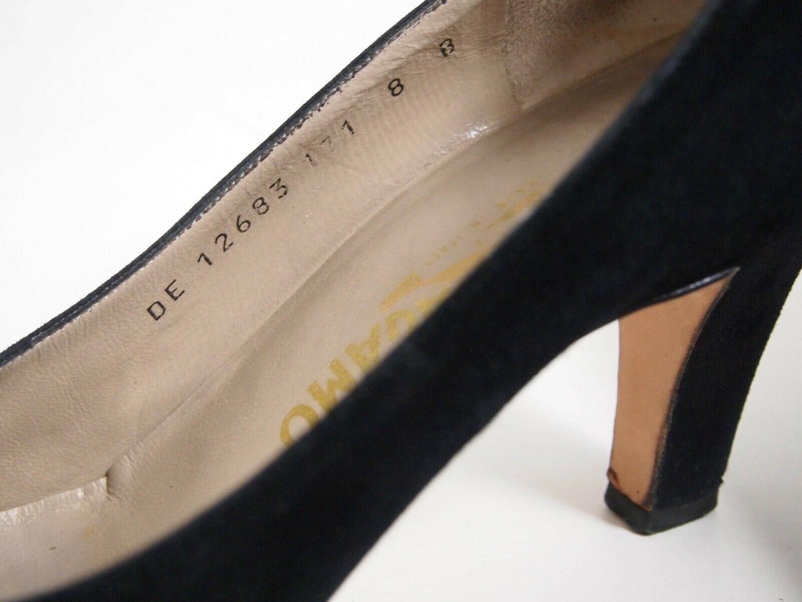 Salvatore Ferragamo Ferragamo Heels Pumps Black Suede Womens US 8 B EU 38 Size US 8 / IT 38 - 6 Thumbnail