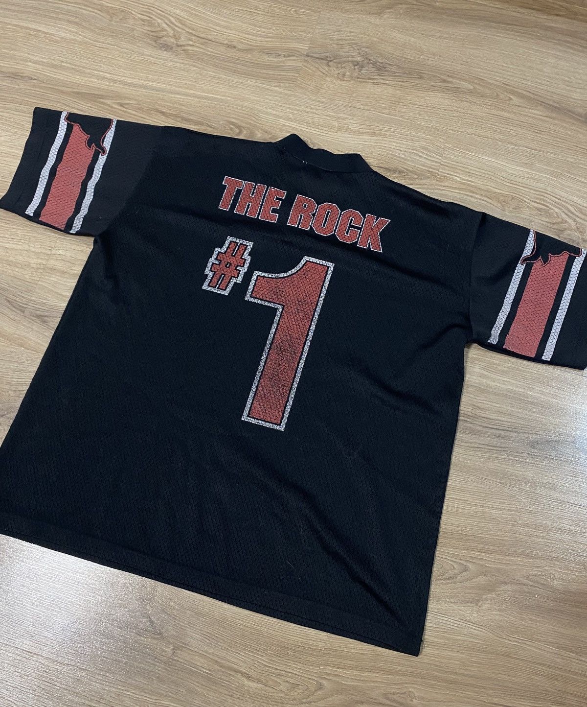 WWF 🍀Free Shipping☘️ WWF 1999 The Rock Wrestling T-shirt Size US XL / EU 56 / 4 - 7 Thumbnail