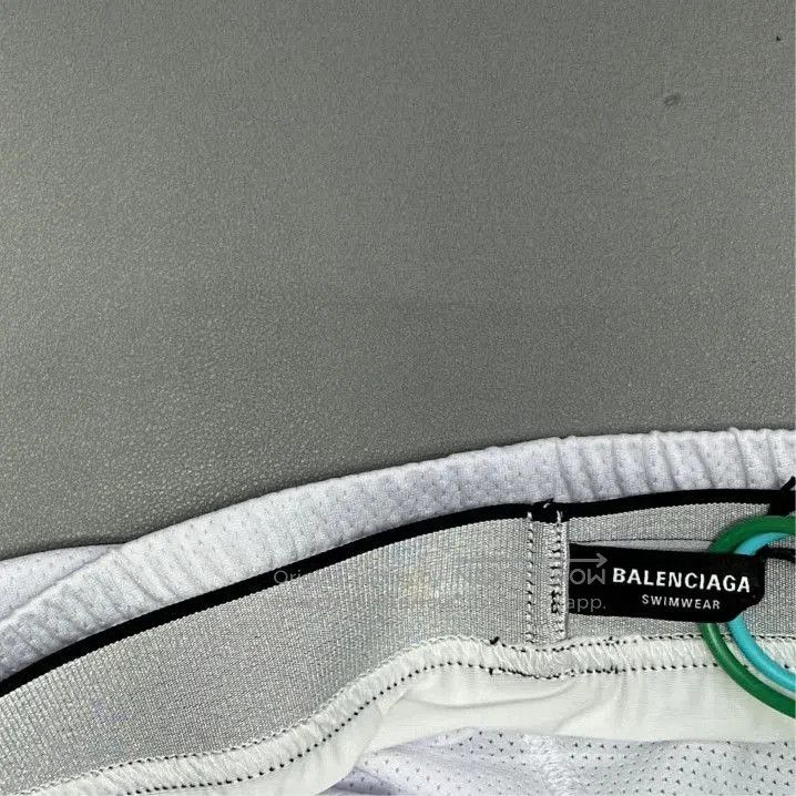 Balenciaga Balenciaga Casual White Logo Knitted Shorts. Size US 32 / EU 48 - 3 Thumbnail