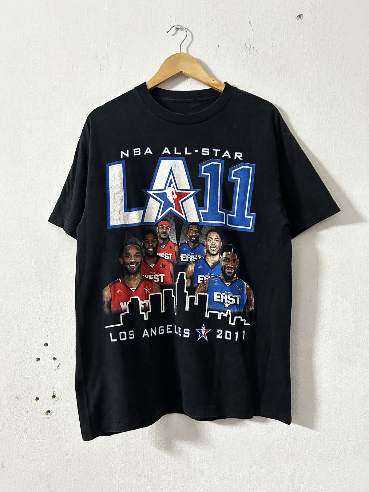 NBA Vintage raptee all star match kobe braynt vs lebron james Size US L / EU 52-54 / 3 - 1 Thumbnail