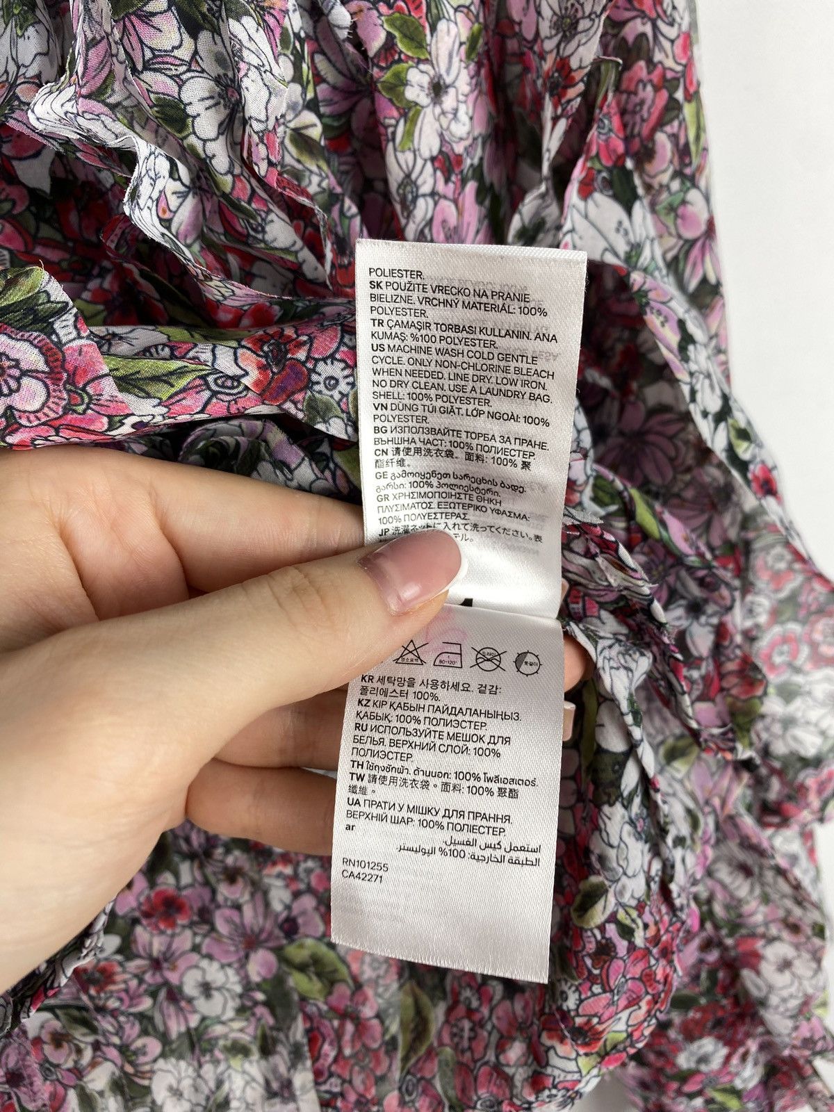 Giambattista Valli Giambattista Valli H&M ladies floral pattern blouse tunic Size S / US 4 / IT 40 - 12 Thumbnail