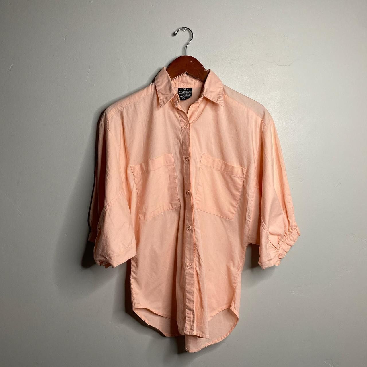 Vintage Vintage pink button up top size large with huge sleeves Size L / US 10 / IT 46 - 1 Thumbnail