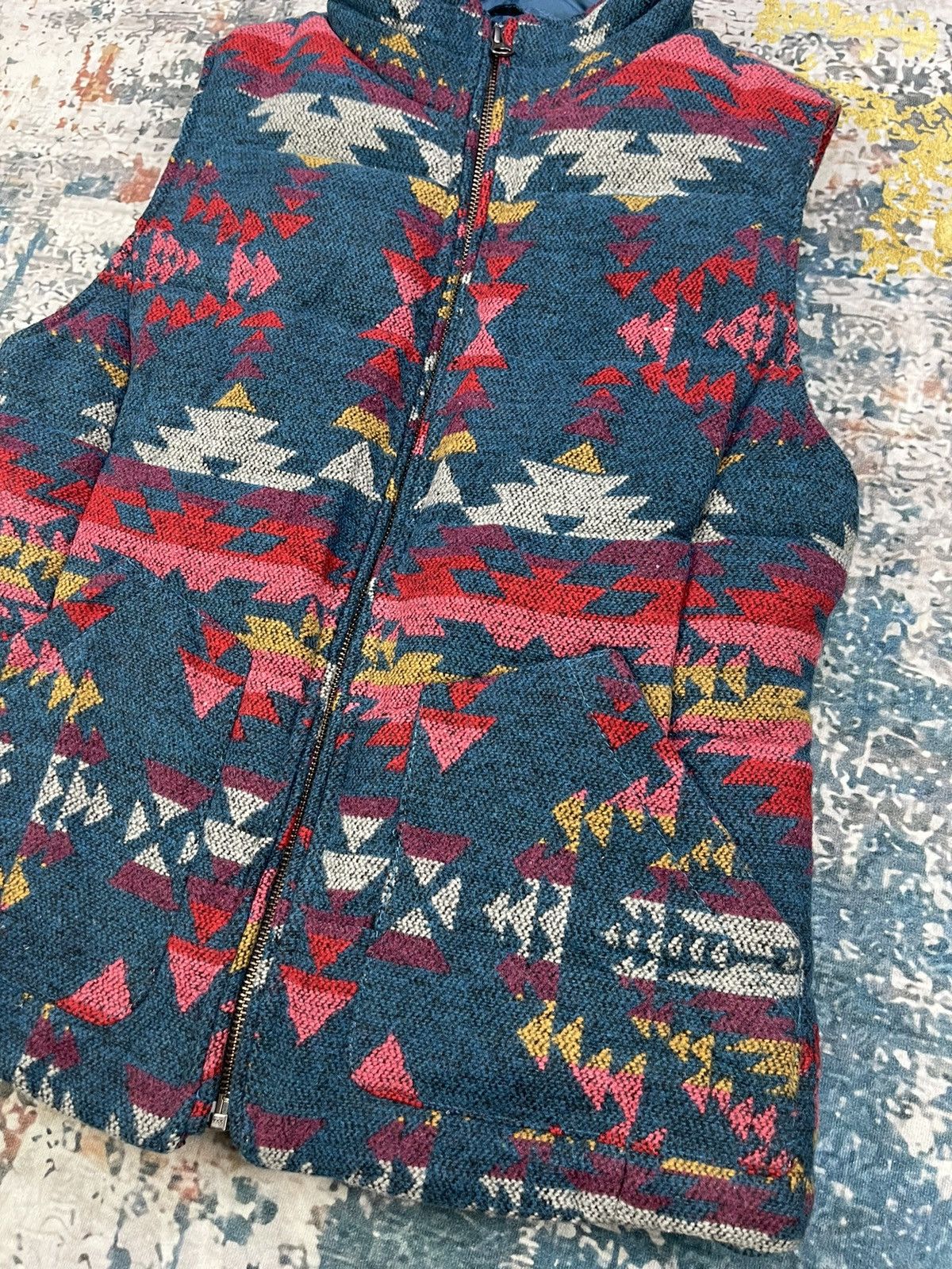 American Eagle Outfitters American Eagle Outfitters Native Down Vest Size XS / US 0-2 / IT 36-38 - 3 Thumbnail