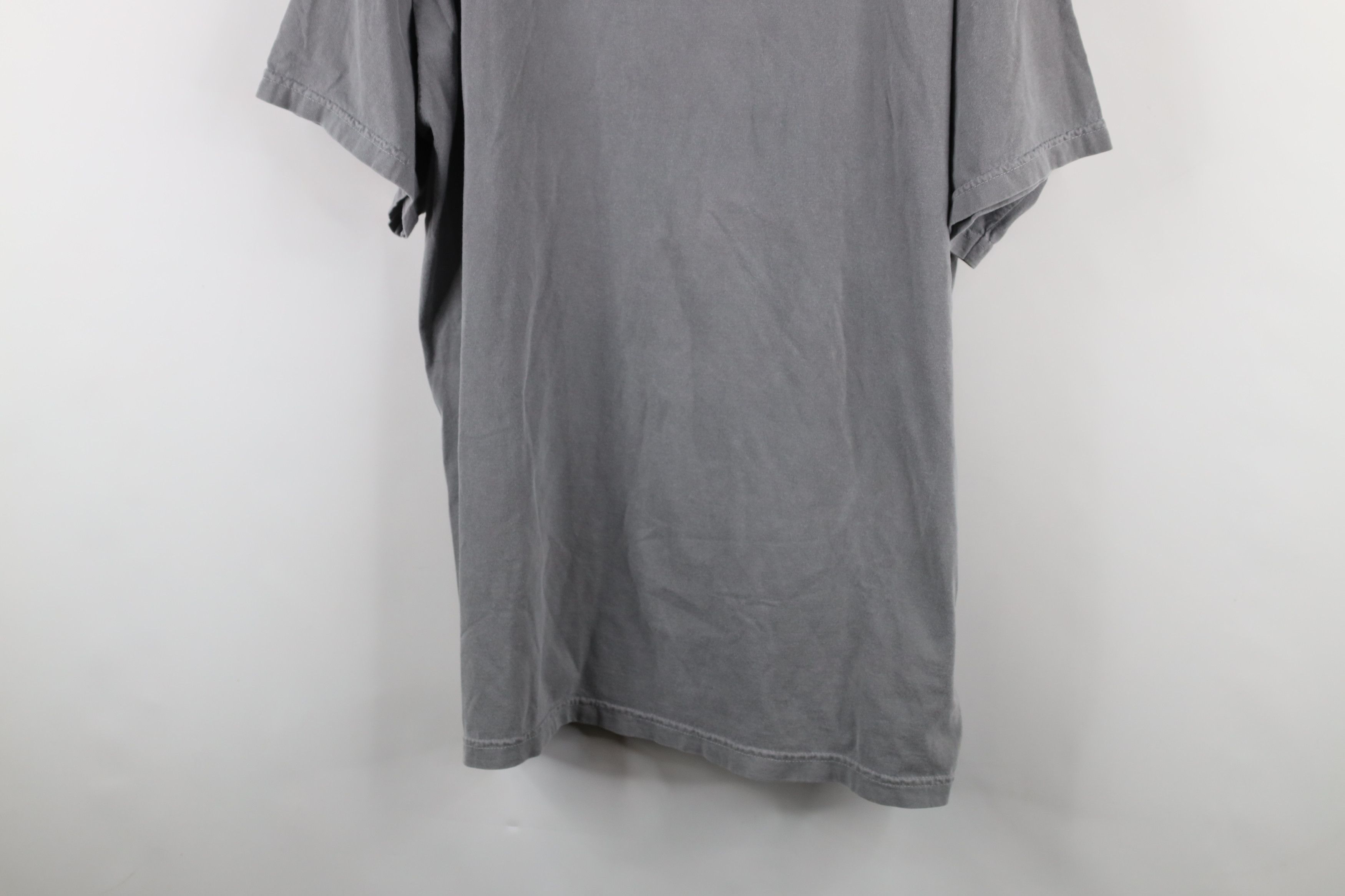 Vintage Vintage 90s Streetwear Stonewash Cool Car T-Shirt Gray Size US XL / EU 56 / 4 - 3 Thumbnail