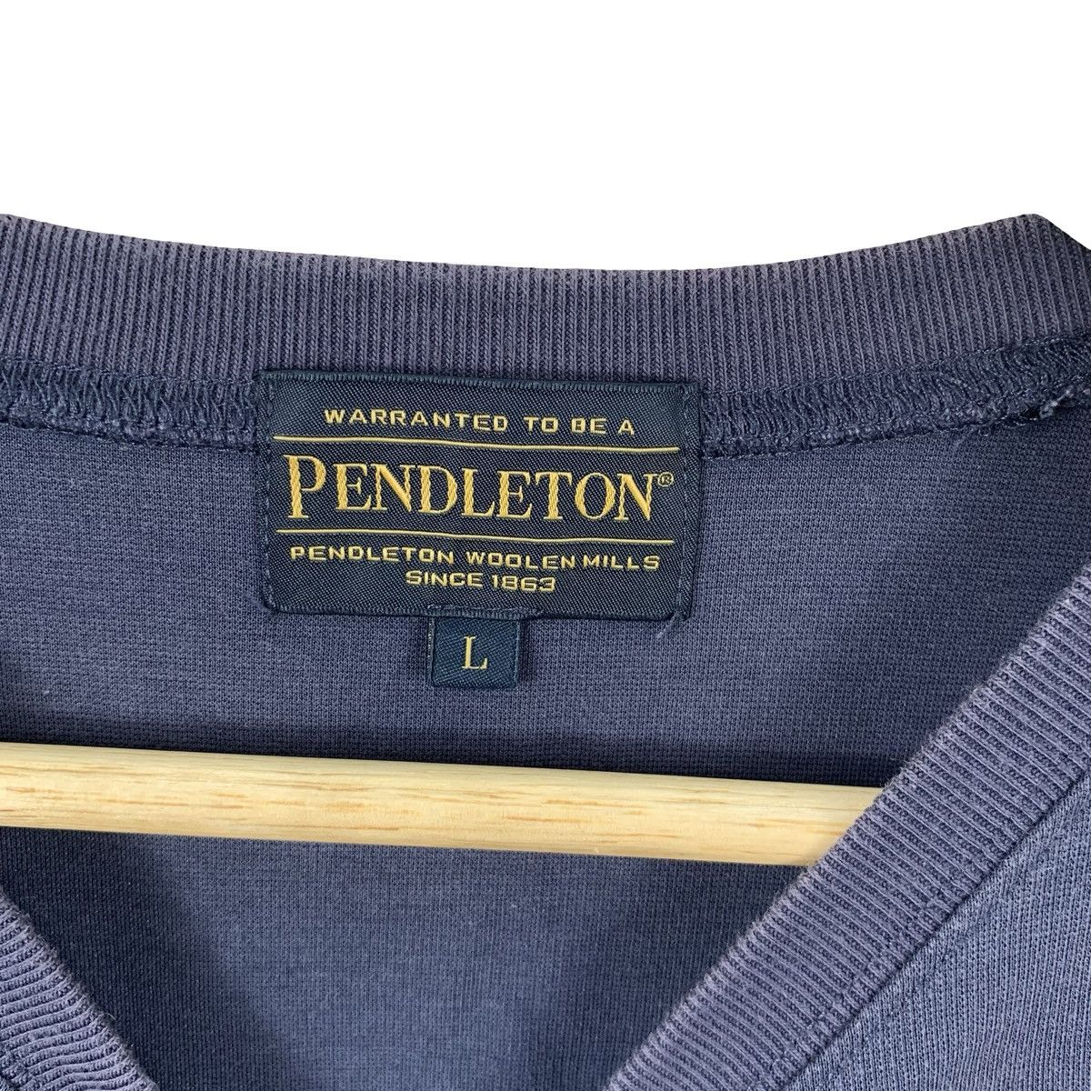 Pendleton Vintage Pendleton Pocket Minimal Logo Embroidered Tee with T Size US L / EU 52-54 / 3 - 9 Thumbnail