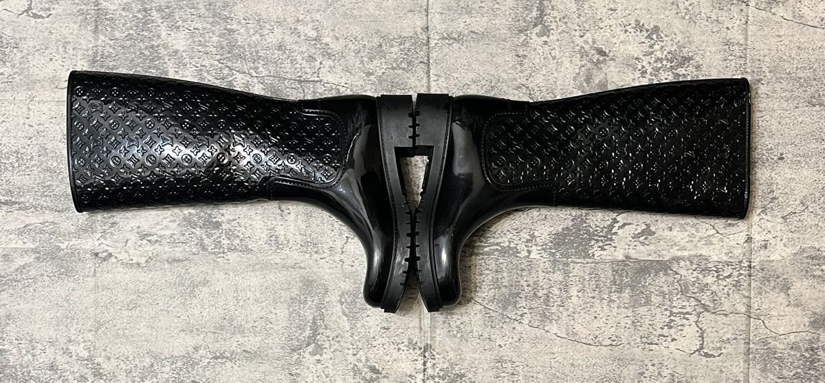 Louis Vuitton Louis Vuitton Monogram Rain Boots Black Size US 8 / IT 38 - 4 Thumbnail