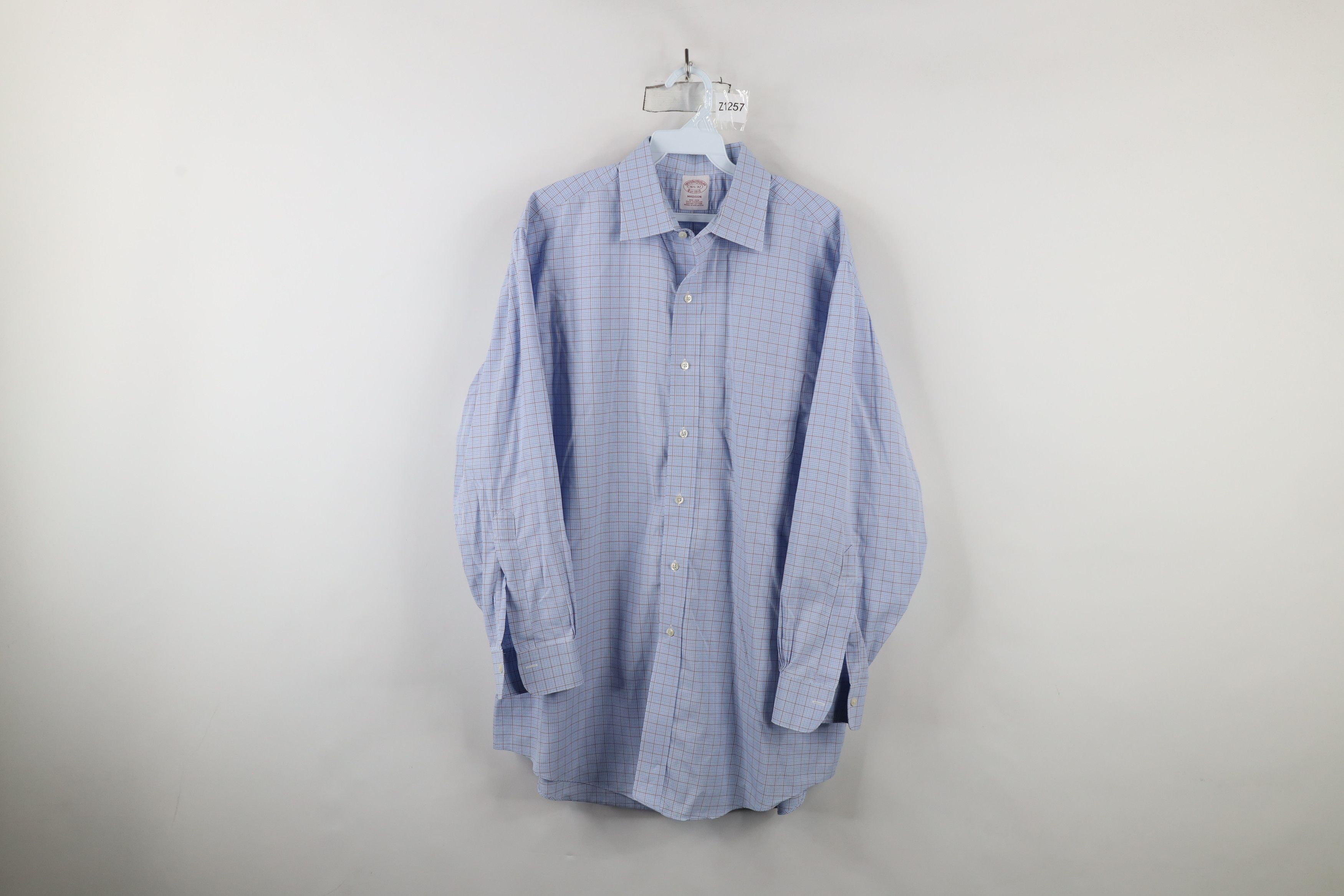 Brooks Brothers × Vintage Vintage Brooks Brothers Collared Button Shirt Plaid Cotton Size US M / EU 48-50 / 2 - 1 Thumbnail
