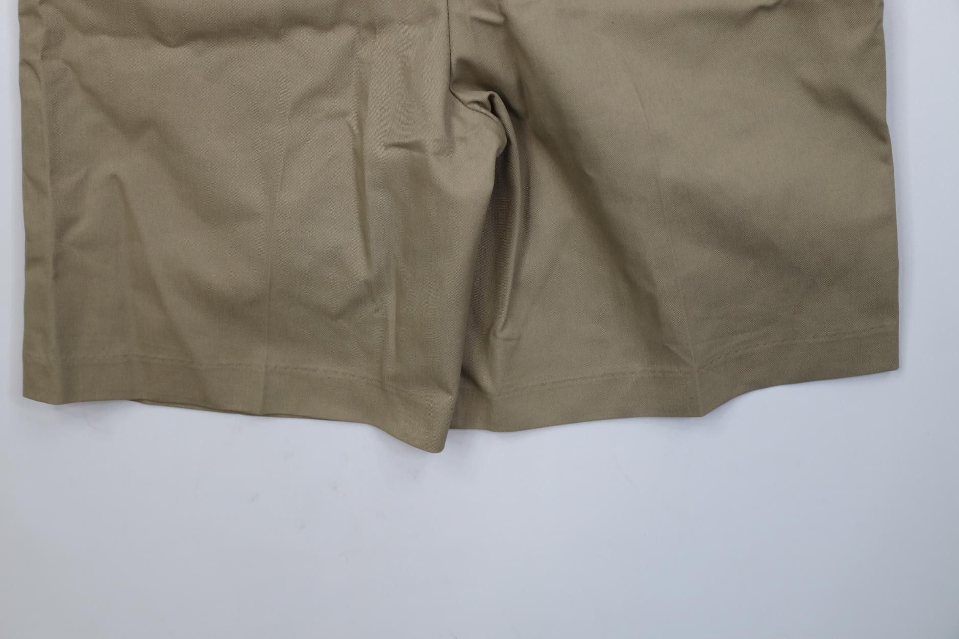 Vintage Vintage 90s Streetwear Above Knee Chino Shorts Khaki USA Size US 32 / EU 48 - 11 Thumbnail