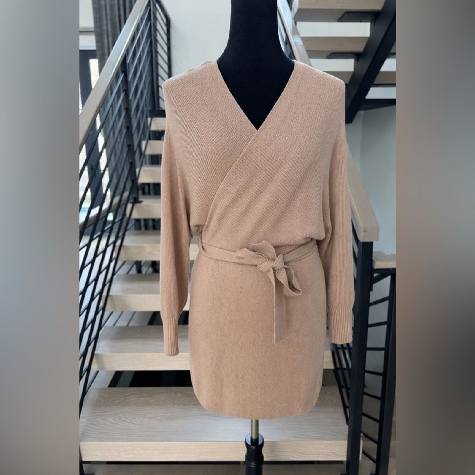 Other New Chic Tan Wrap Dress with Bow size S Size S / US 4 / IT 40 - 4 Thumbnail