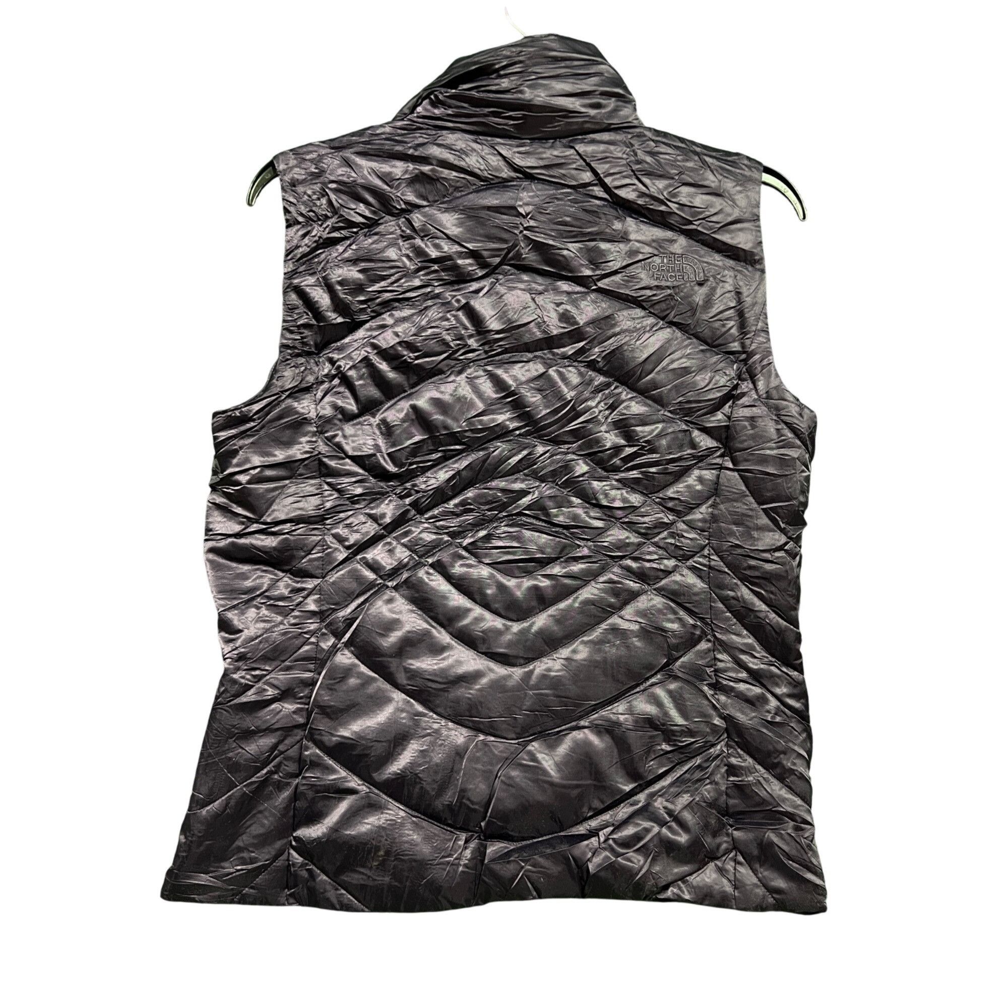 The North Face Womens north face 550 puffer vest size small Size S / US 4 / IT 40 - 2 Thumbnail