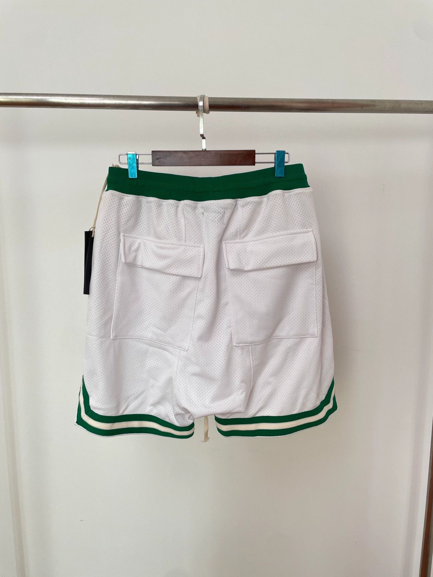 Fear of God Fear of God ’87 Collection Celtics White/Green Trim Shorts M Size US 32 / EU 48 - 2 Thumbnail
