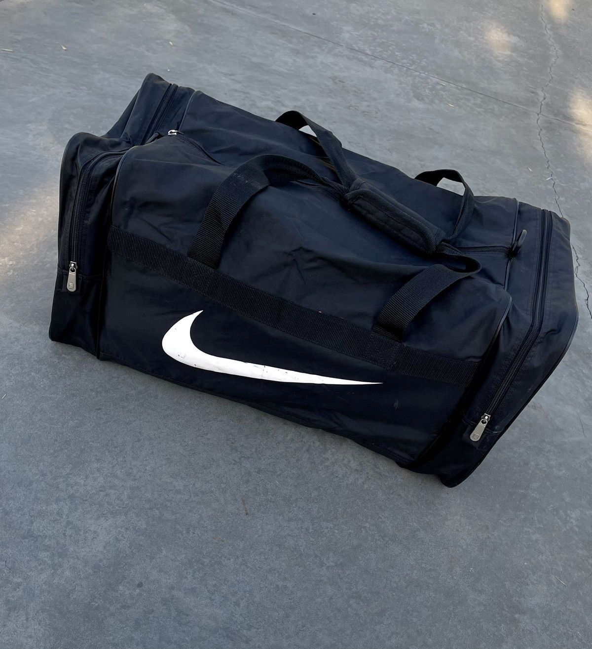 Nike × Vintage Vintage 90s Nike Big Logo Nylon Bags Travel Sport Bag Size ONE SIZE - 2 Thumbnail