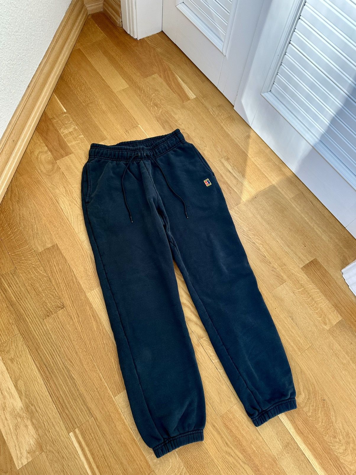 Nike Vintage Nike Court Logo Pants Baggy Fit Black Size US 32 / EU 48 - 1 Thumbnail
