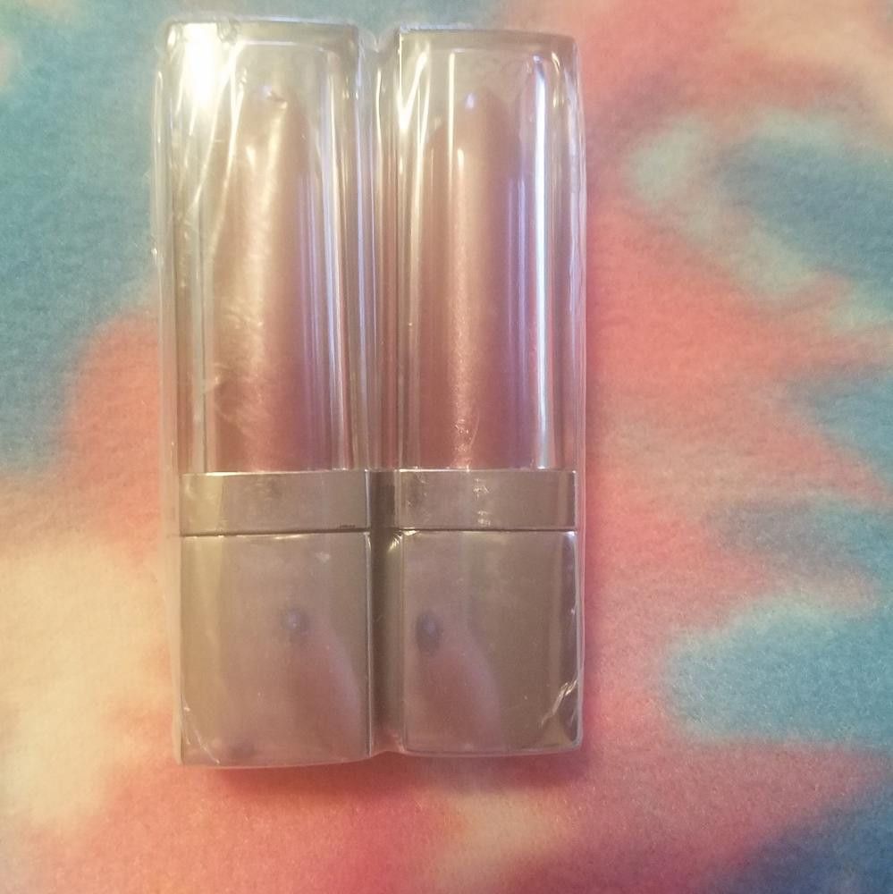 Designer New in Package Maybelline Color Elixir set of 2 Size ONE SIZE - 1 Thumbnail