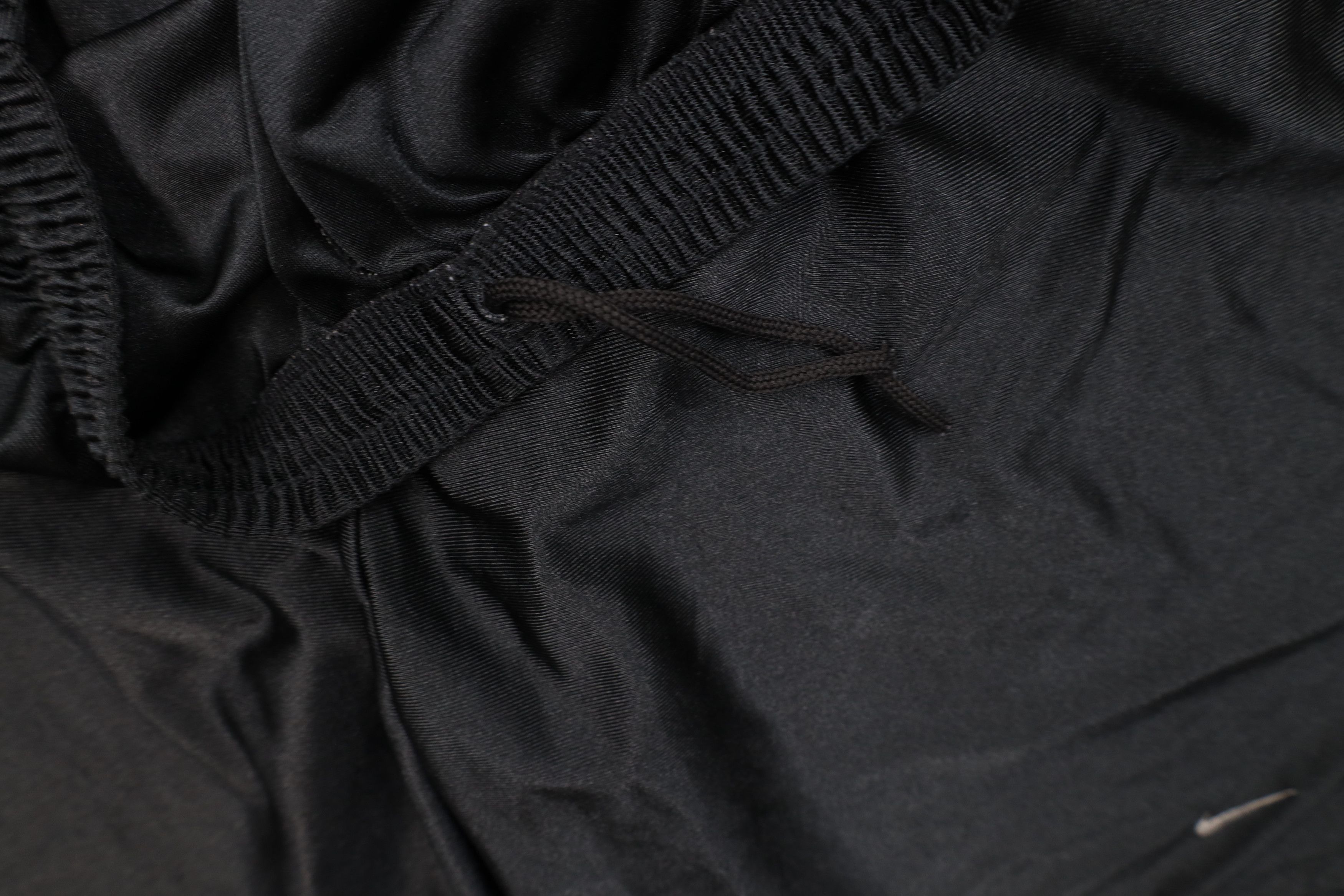 Nike Vintage 90s Y2K Nike Swoosh Above Knee Shorts Black USA Size US 36 / EU 52 - 7 Thumbnail