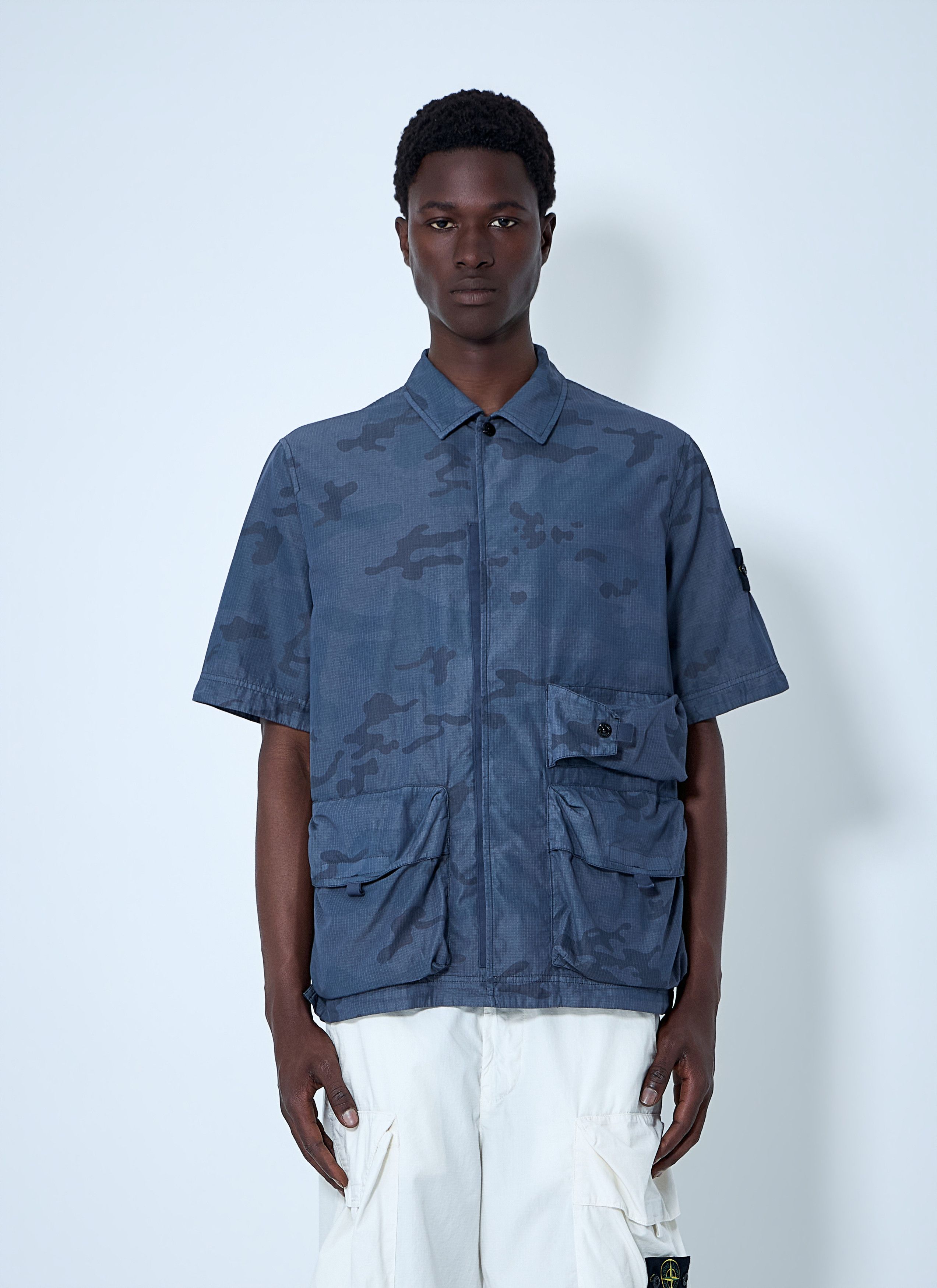 Stone Island Short-Sleeve Overshirt with Flap Pockets Size US L / EU 52-54 / 3 - 1 Thumbnail