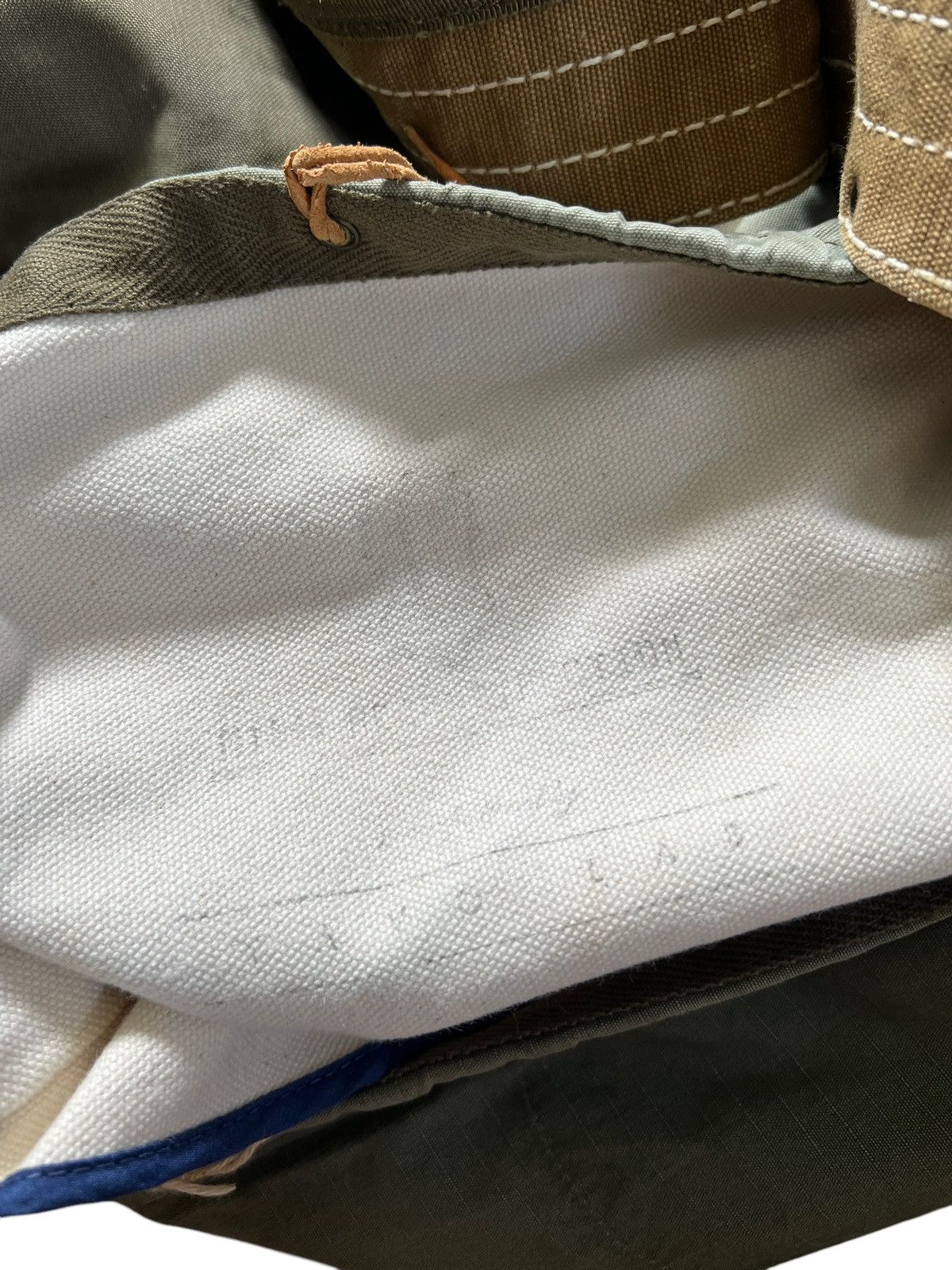 Japanese Brand 🎌 Mill Reconstruction By Yavo Lab Crossbody Bag Size ONE SIZE - 11 Thumbnail