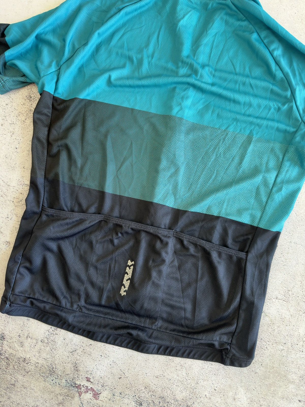 Other Shimano Cycling Jersey Size XL Size US XL / EU 56 / 4 - 8 Thumbnail