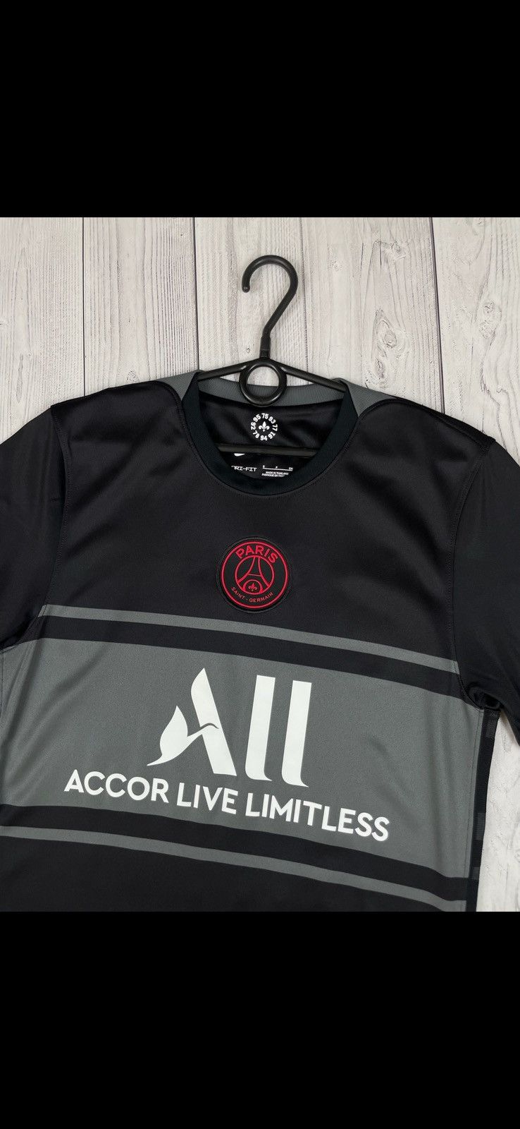 Nike Nike x paris PSG soccer jersey 30 Messi rare black size S Size US S / EU 44-46 / 1 - 3 Thumbnail